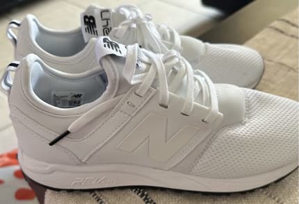 New balance hotsell shoes adelaide