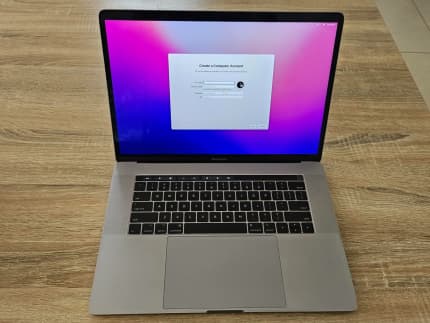USED Apple 15.4 MacBook Pro with Touch Bar (Mid 2017, Space Gray, 512GB,  16GB RAM) (Scratch and Dent) 