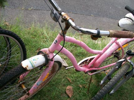 Pink huffy clearance bike 1980