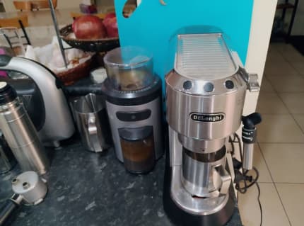 Delonghi Dedica Coffee Machine coffee Grinder Pots Pans