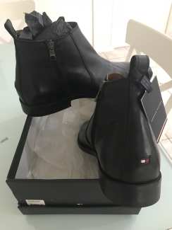 tommy hilfiger leather chelsea boots