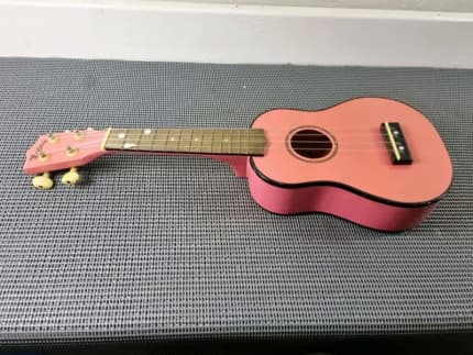 Maton deals ukulele gumtree