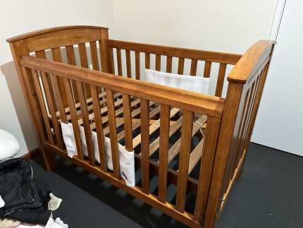 Bertini cot best sale