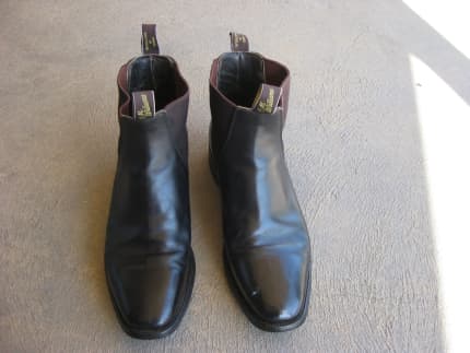 gumtree rm williams boots