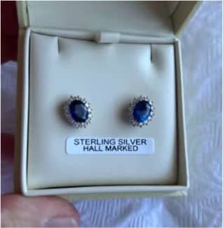 Gumtree hot sale diamond earrings