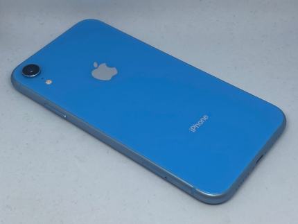 iPhone XR 128GB Blue PERFECT CONDITION invoice warranty unlocked