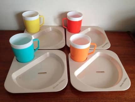 1990s Tupperware Divided Serving Tray With Lid 5 Compartment