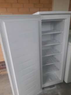 upright freezer gumtree