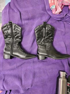 Cowboy best sale boots cairns