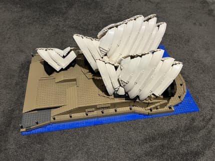 Lego creator sydney opera house online 10234