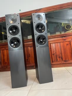 Floor standing best sale speakers gumtree