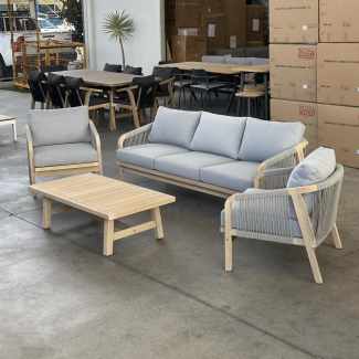 Gumtree outdoor lounge sale