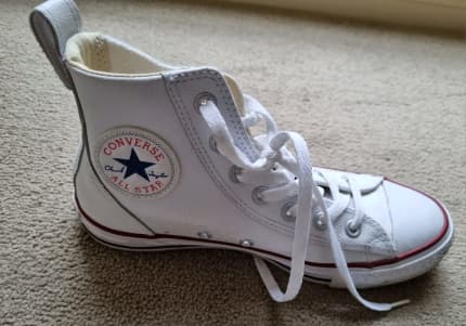 White leather converse hot sale size 7