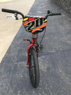 Mongoose racer best sale x 20 inch