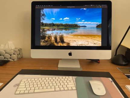 Apple iMac 21.5-inch 2019 Retina 4K i5 (16GB 512GB) Like New