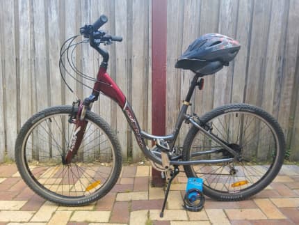 Ladies Trek Navigator 200 M serviced upgrades new freebies