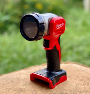 Milwaukee best sale 18v torch