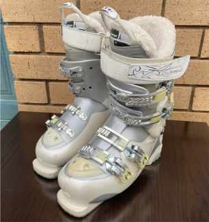 Atomic B70 ski boots Mondo size 24.5 EUR 38.5 AU 5.5 Snow Sports in Weetangera ACT Gumtree Australia