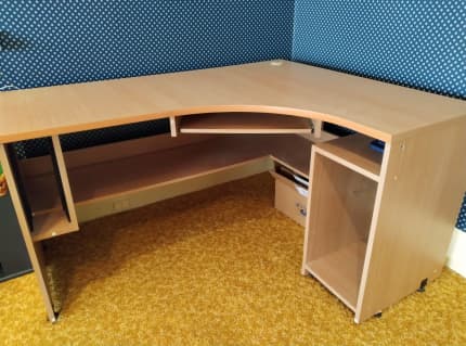 right hand corner computer desk