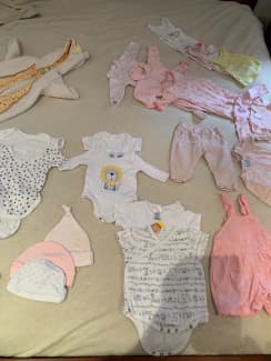 Newborn baby best sale girl clothes bundles