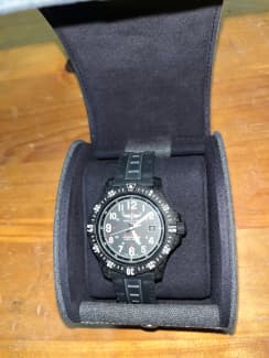 Breitling colt skyracer outlet volcano black watch