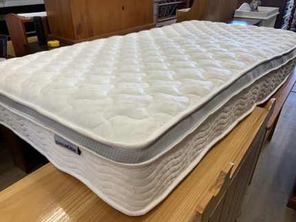 organic mattress protector twin