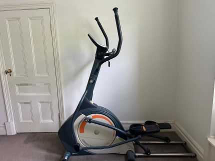 Healthstream 3.2EL Elliptical Cross trainer Gym Fitness in Caulfield East VIC Gumtree Australia