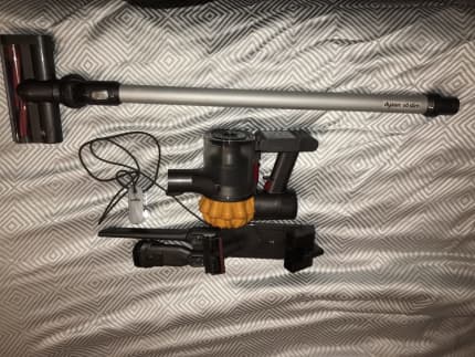 dyson v6 gumtree