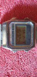 Seiko sports hotsell 150 digital watch