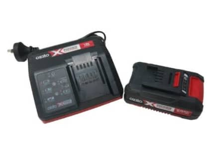 Ozito Pxcg 030 18V Fast Charger 000300255617 Power Tools