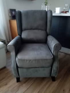 comfortable upright chair