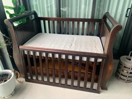 Boori sleigh outlet convertible cot