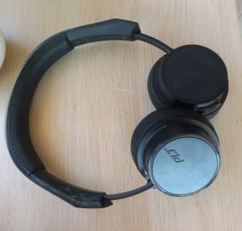 Gumtree wireless online headphones