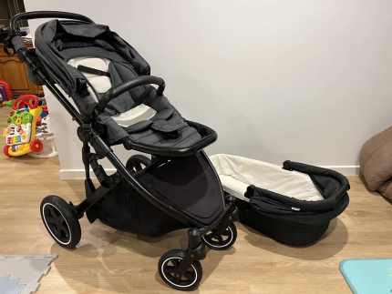 Gumtree baby stroller hotsell