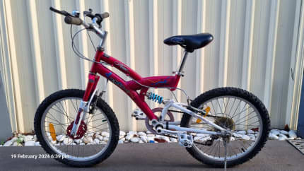 Kent rock hot sale candy bike