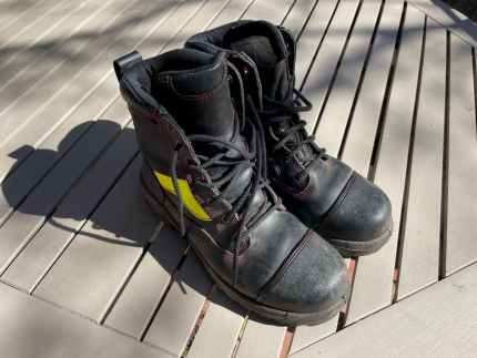 Oliver Wildland Firefighter Boots US9.5 Men s Shoes in Heidelberg VIC Gumtree Australia