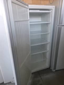 kelvinator 300l upright freezer