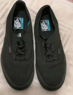 mens vans shoes size 12