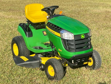 2012 john deere riding mower