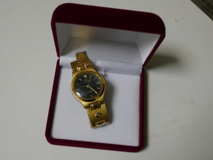 louis cardin ladies quartz watch 22k Gold Plated New battery