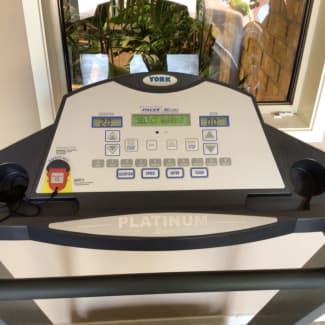 York pacer 480 hrc treadmill new arrivals