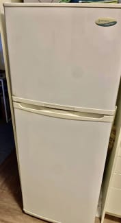 rj340m westinghouse fridge