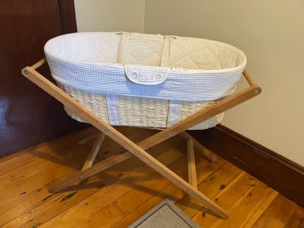 Born with style hot sale moses basket mattress