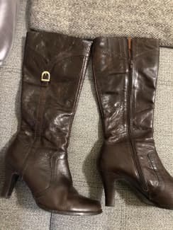 ladies brown boots size 10