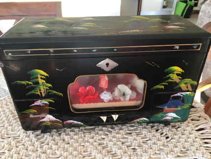 Japanese Black Lacquer retailer Box with Mother of Pearl Geisha