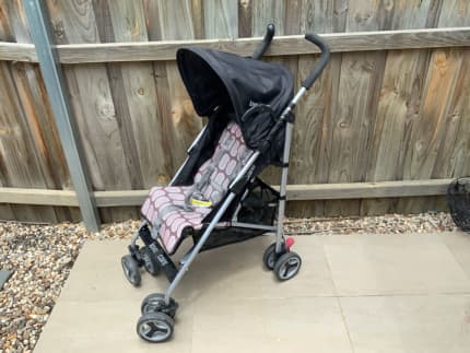 Strollers gumtree clearance