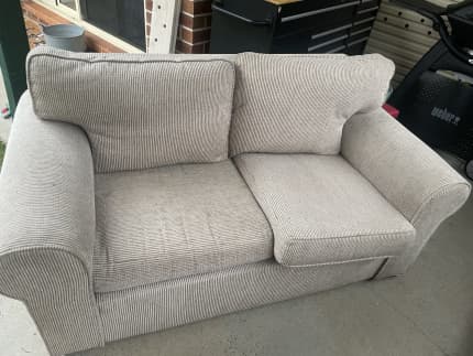 Gumtree 2 outlet seater sofa