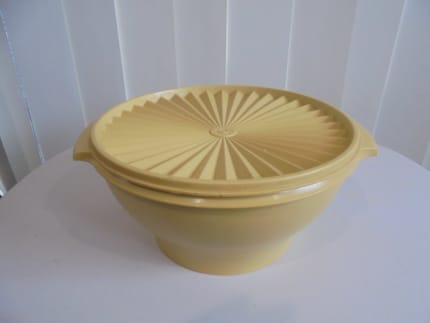 Tupperware, Kitchen, Tupperware Vintage Harvest Gold Large Bowl With Lid