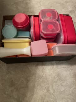 Picked up this set of vintage Tupperware storage containers from