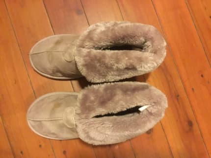 ladies slipper boots size 8